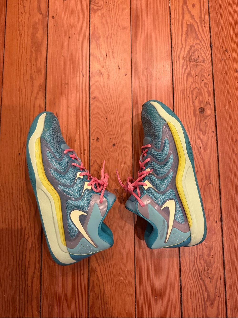 Nike KD 17 (Jonquel Jones Bahamas)